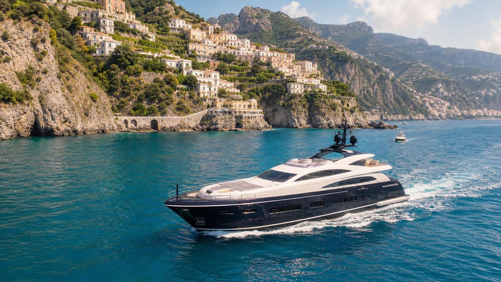 Planifier un charter yacht sur la Côte Amalfitaine : itinéraires, coûts et conseils